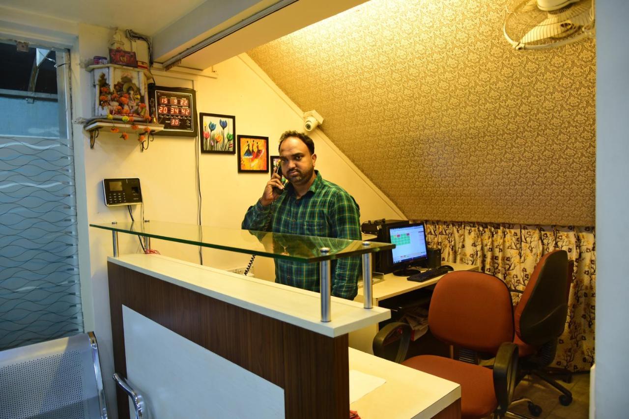 Reliable Inn Kolkata Exterior photo