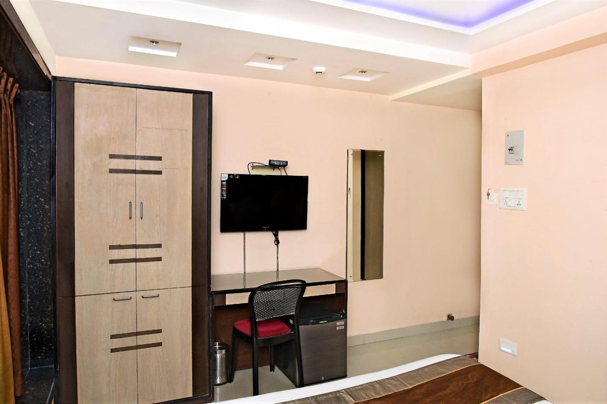 Reliable Inn Kolkata Exterior photo