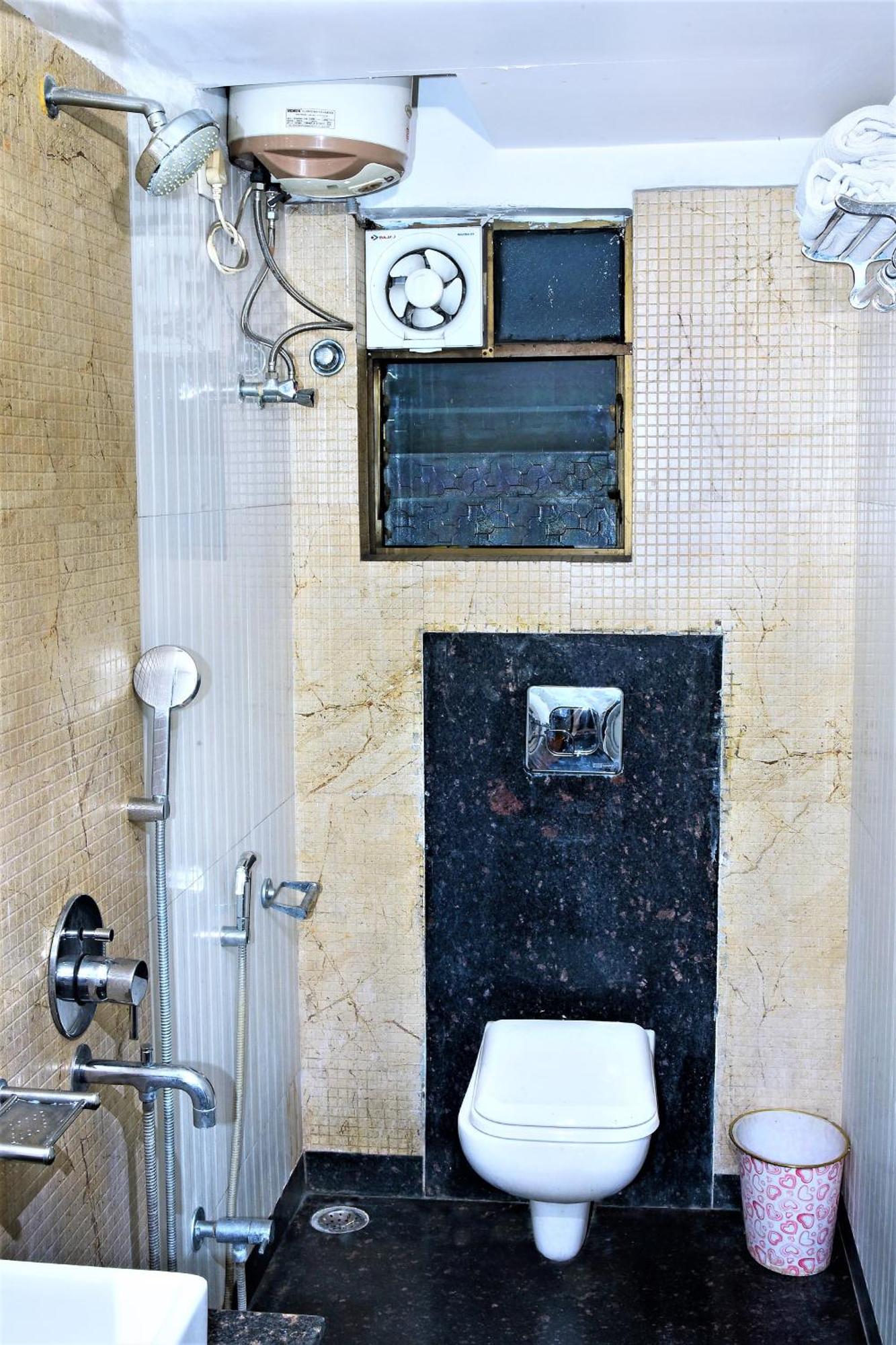 Reliable Inn Kolkata Room photo